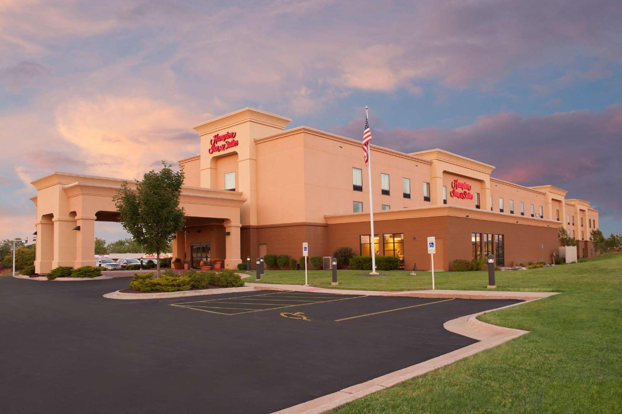 Hampton Inn & Suites Moline-Quad City Int'L Aprt Exterior foto