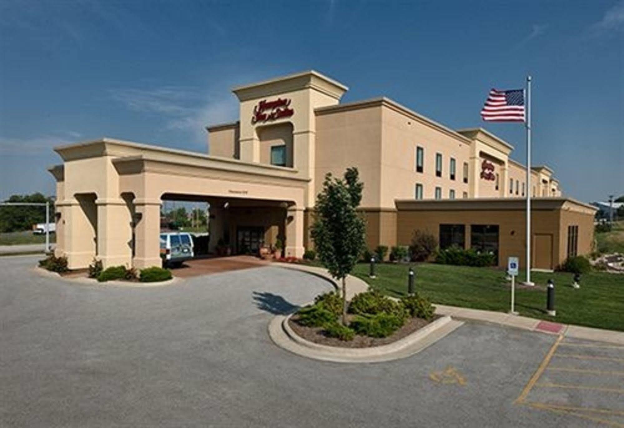 Hampton Inn & Suites Moline-Quad City Int'L Aprt Exterior foto